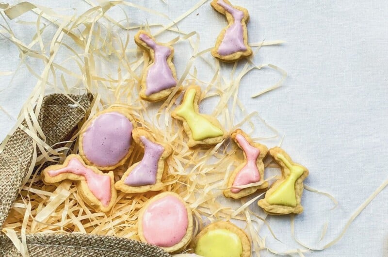 Osterkekse mit Zitronen-Zuckerguss
