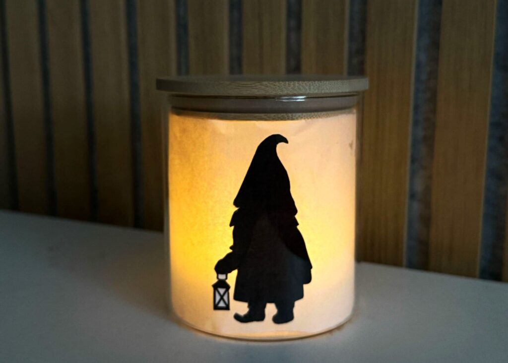 Eine Wichtellaterne, um einen Wichtel zu rufen.